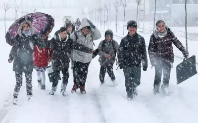 Son Dakika: Kar yağışı sebebiyle 8 ilde okullar tatil!