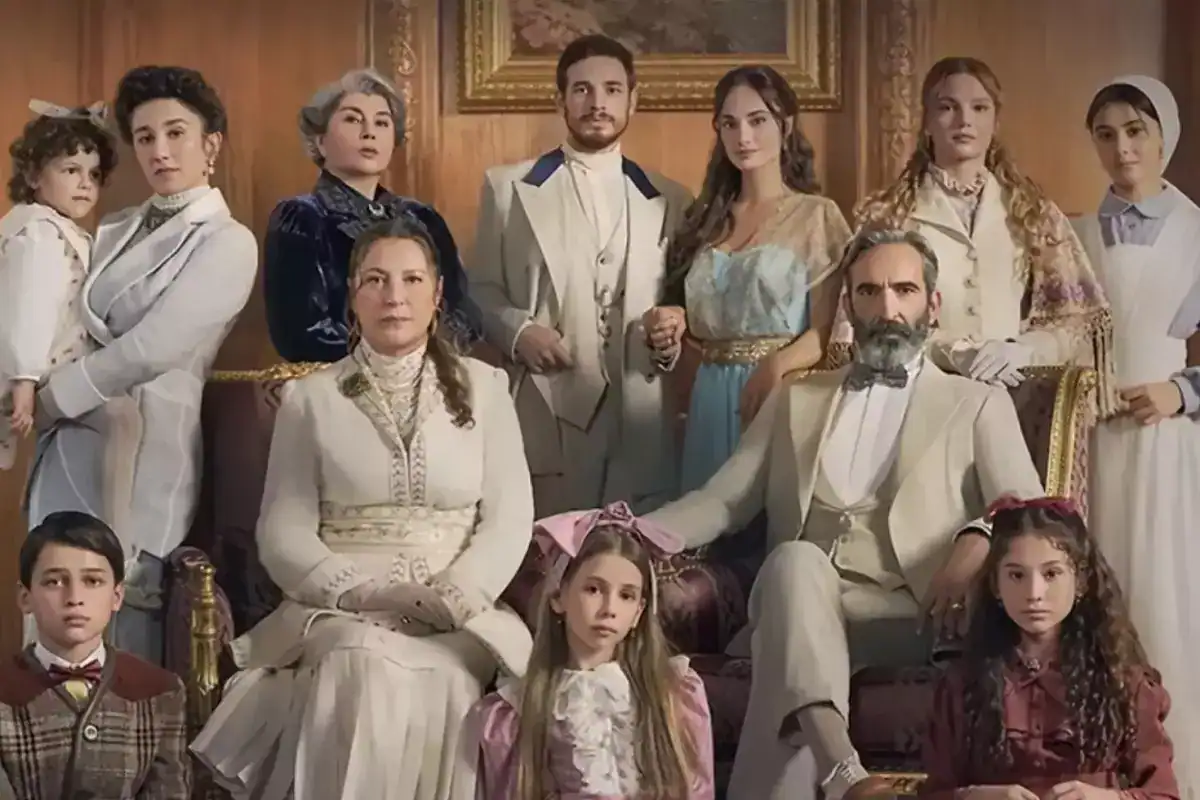 sakir-pasa-ailesi-yayindan-kaldirilinca-helin-18405001_5451_amp.jpg
