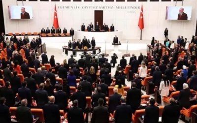 İmamoğlu’nun diplomasının iptaline Meclis’te protesto!