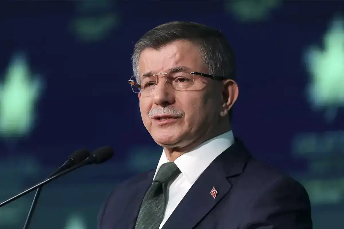 ahmet-davutoglu-geri-adim-atti-gosteri-yapma-18467523_3914_amp.jpg