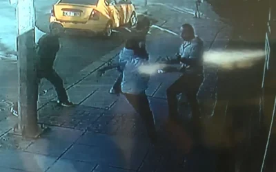 Çocuklu kadın, taksiciyi bıçakladı çünkü istediği yere götürmedi
