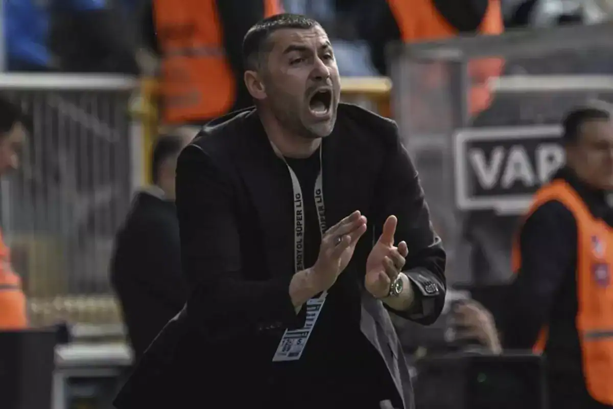burak-yilmaz-dan-cok-konusulacak-yabanci-hakem-18473698_503_amp.jpg