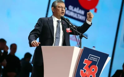 CHP delegesinden şok iddia: Özgür Özel’e oy karşılığında 600 bin lira teklif edildi