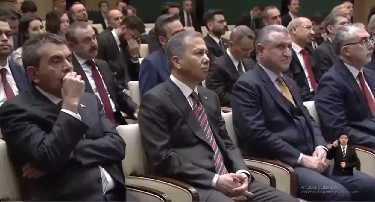 erdogan-chp-yi-topa-tutarken-yerlikaya-nin-18471407_8519_amp.jpg