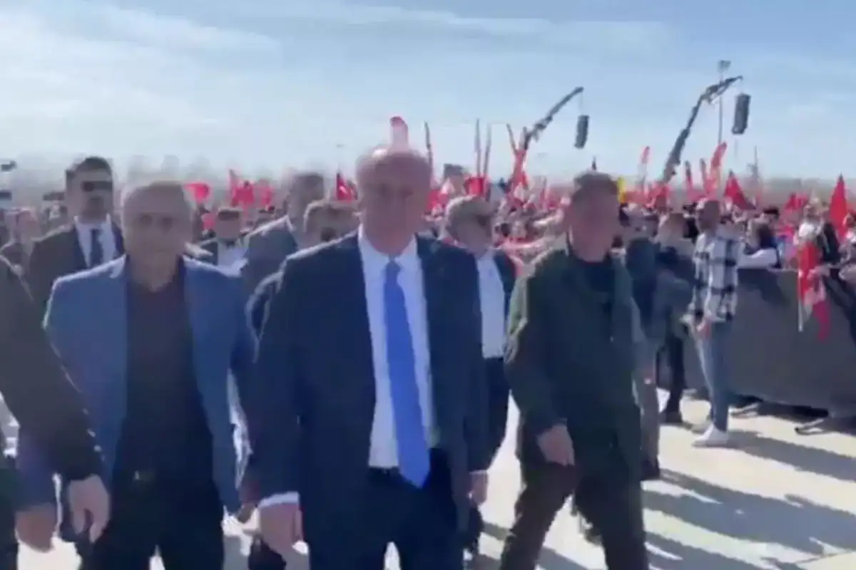 maltepe-mitinginde-konusturulmayan-muharrem-ince-18484092_2906_amp.jpg