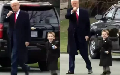 Trump, Elon Musk’ın oğluna “X” işareti yaparken.