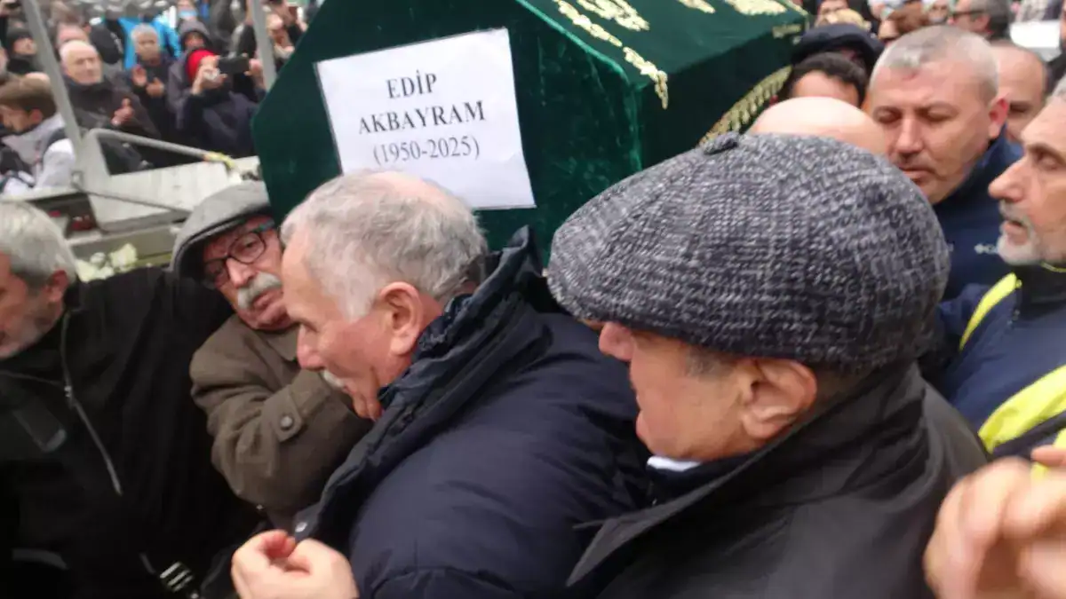 usta-sanatci-edip-akbayram-son-yolculuguna-18425617_2513_amp.jpg