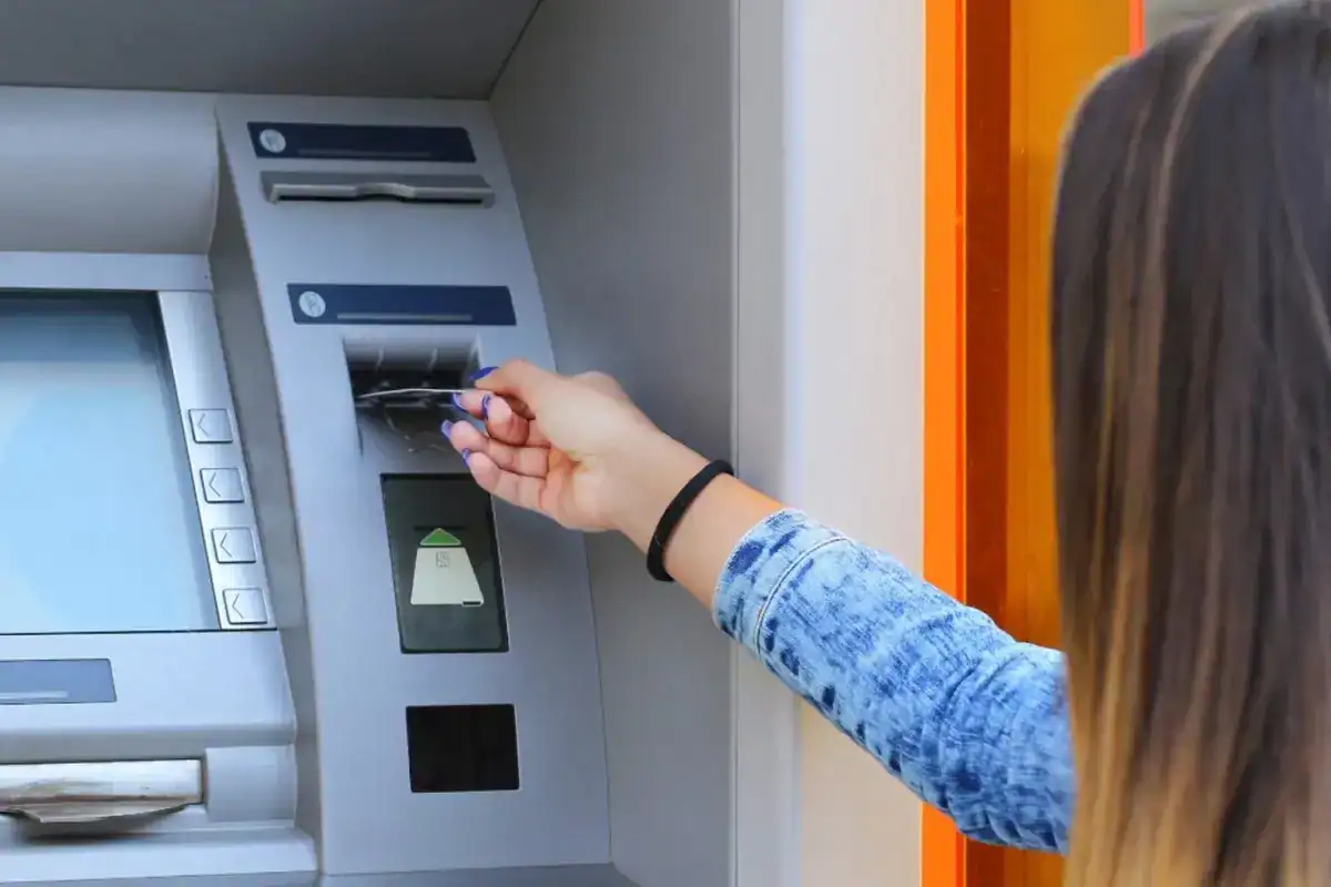 20-bin-tl-alti-sadece-atm-lerden-mi-cekilecek-18495221_5712_amp.jpg