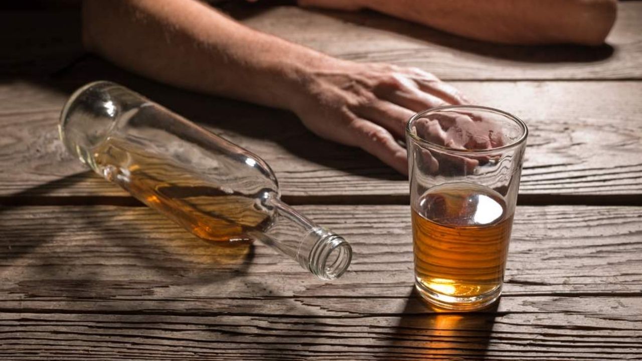 Alkol Bağımlılığı Beyninizi Nasıl Etkiler