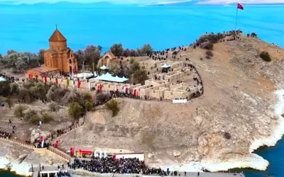 Akdamar Adası 2 günde 30.000 kişi tarafından ziyaret edildi