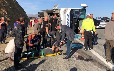 Elazığ’da midibüs kazası: Çok sayıda yaralı var!