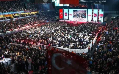 Muratpaşa Belediye Başkanı Ümit Uysal’dan CHP Genel Başkanlığı’na adaylık açıklaması