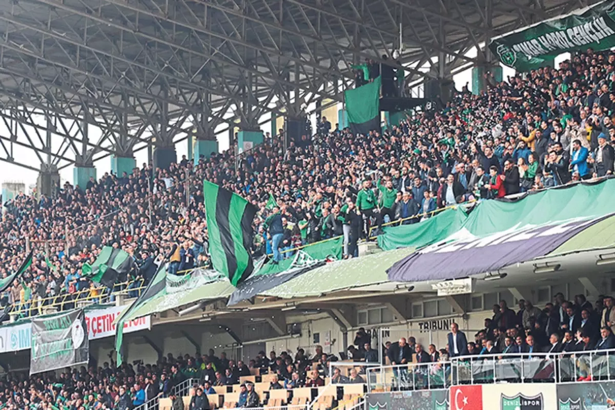 turk-futbolunun-koklu-kulubunun-kader-maci-18552513_2181_amp.jpg