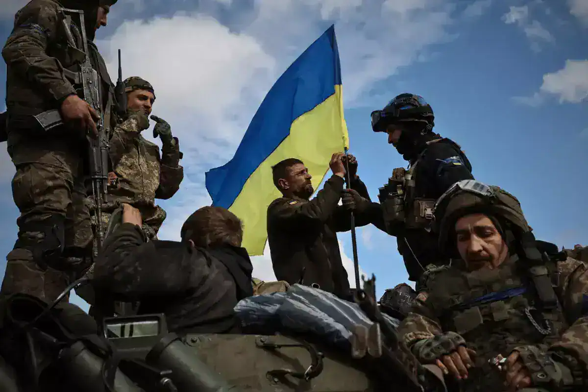 ukrayna-ya-21-milyar-euroluk-askeri-yardim-18505156_9646_amp.jpg