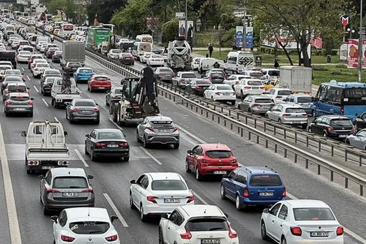 yeni-duzenleme-zincirleme-trafik-cezasi-geliyor-18535831_9748_amp.jpg