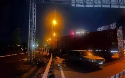 Beylikdüzü’nde meydana gelen tır kazasında bir kişi hayatını kaybetti