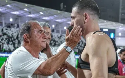 Fatih Terim, Al Shabab’ı Asya Şampiyonlar Ligi’nde şampiyon yaparak devirdi.