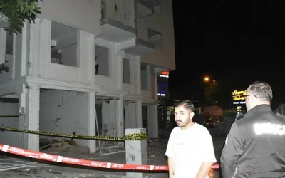 Metruk binanın su kuyusunda hurda alırken boğuldu.