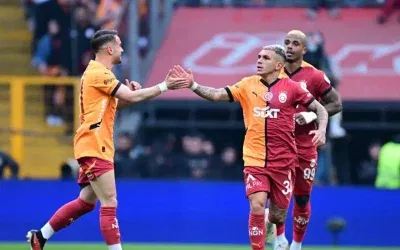 Galatasaray’dan ayrılmak istediğim zamanlar oldu