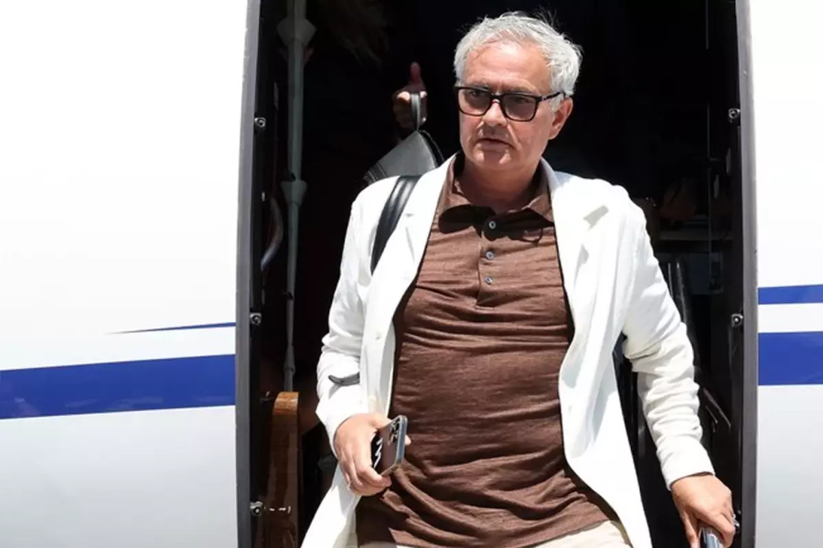 mourinho-ya-rusya-dan-surpriz-teklif-mourinho-18592772_3786_amp.jpg