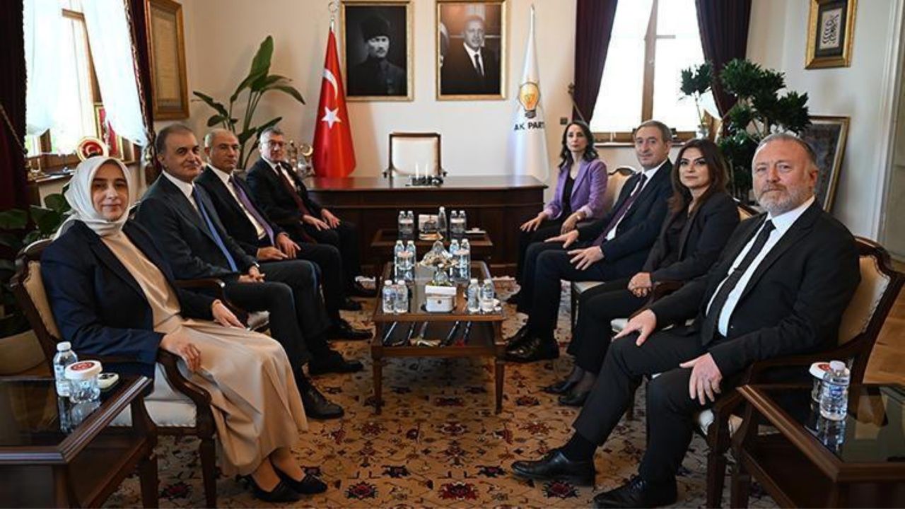 DEM Parti'ye sık ziyaretler AK Parti'den net mesaj!