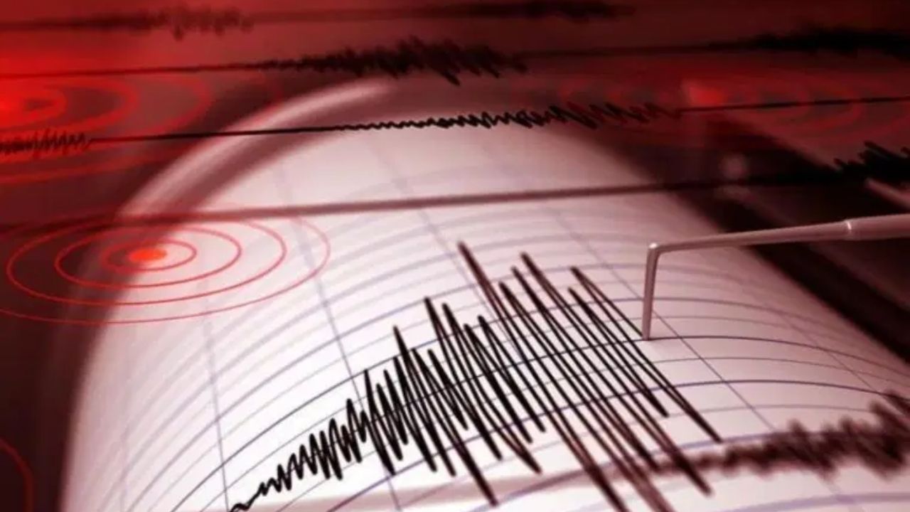 Son Dakika Çanakkale Açıklarında 5.2 Büyüklüğünde Deprem!