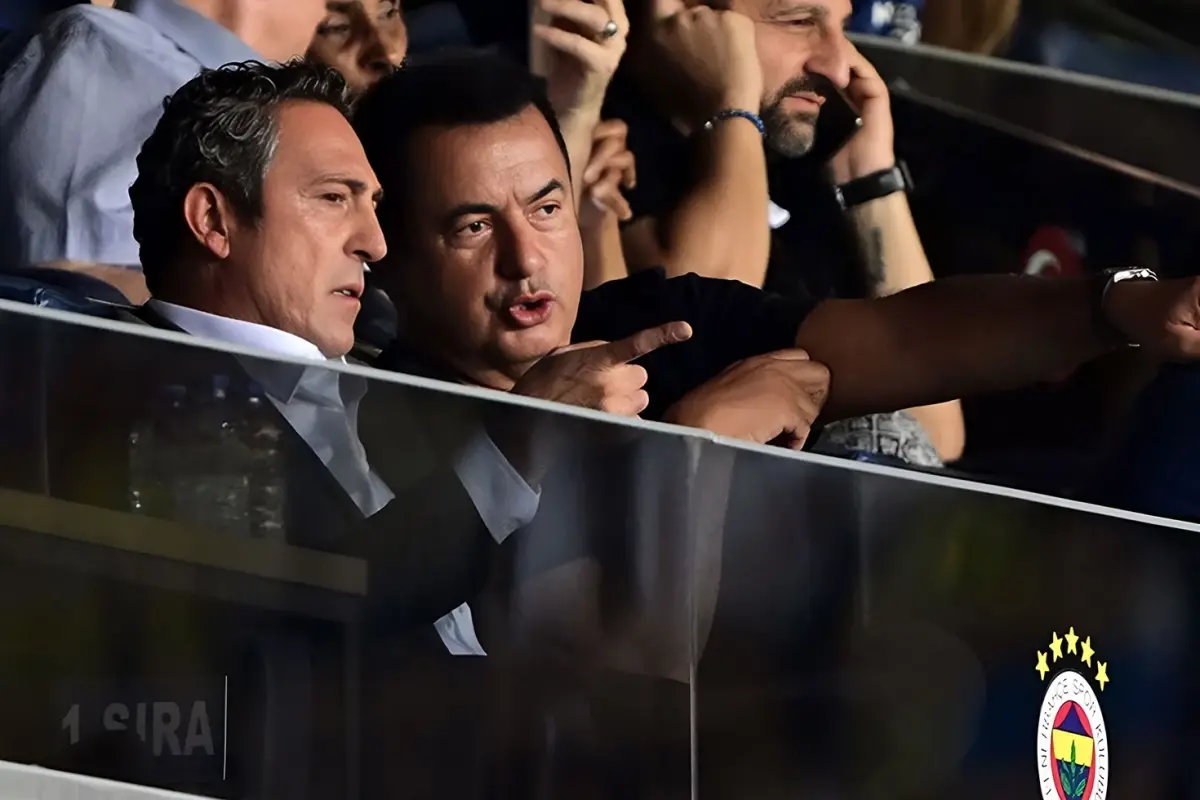 ali-koc-devrede-fenerbahce-ezeli-rakibinden-18717622_8826_amp.jpg