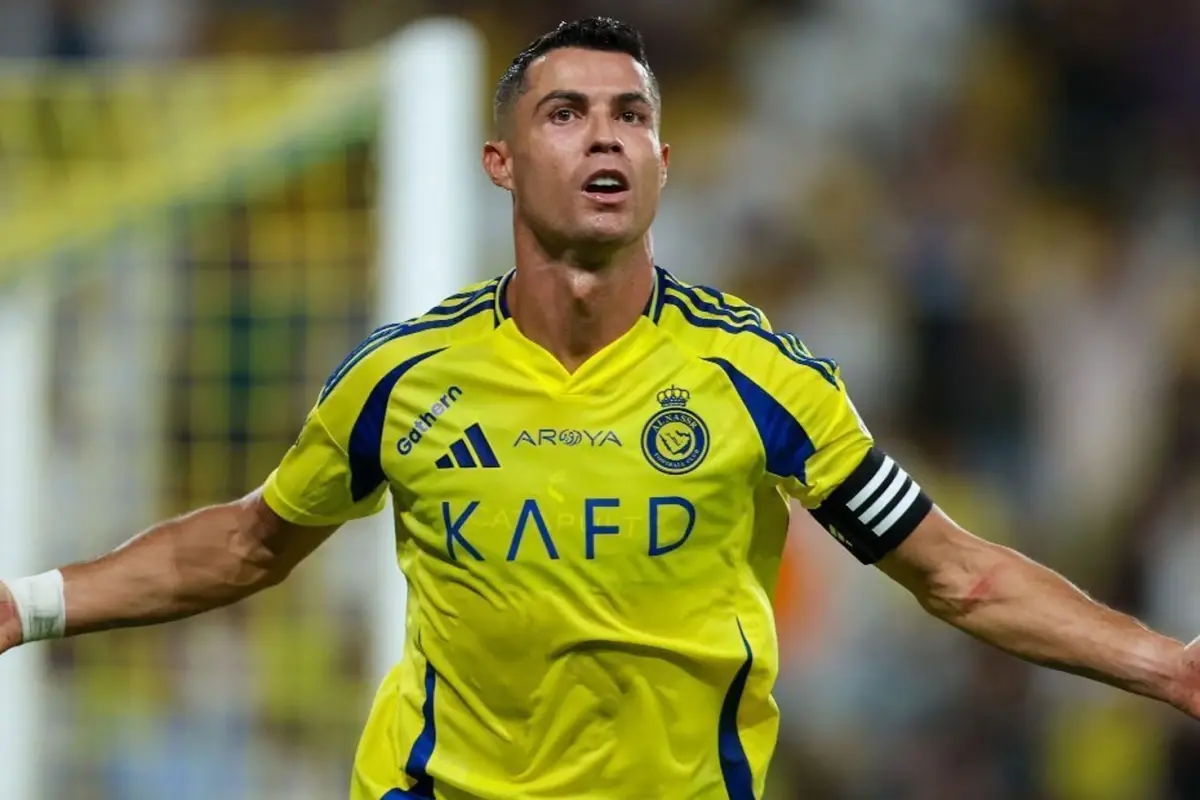 ayrilik-iddialaro-son-buldu-ronaldo-resmen-18791299_1648_amp.jpg