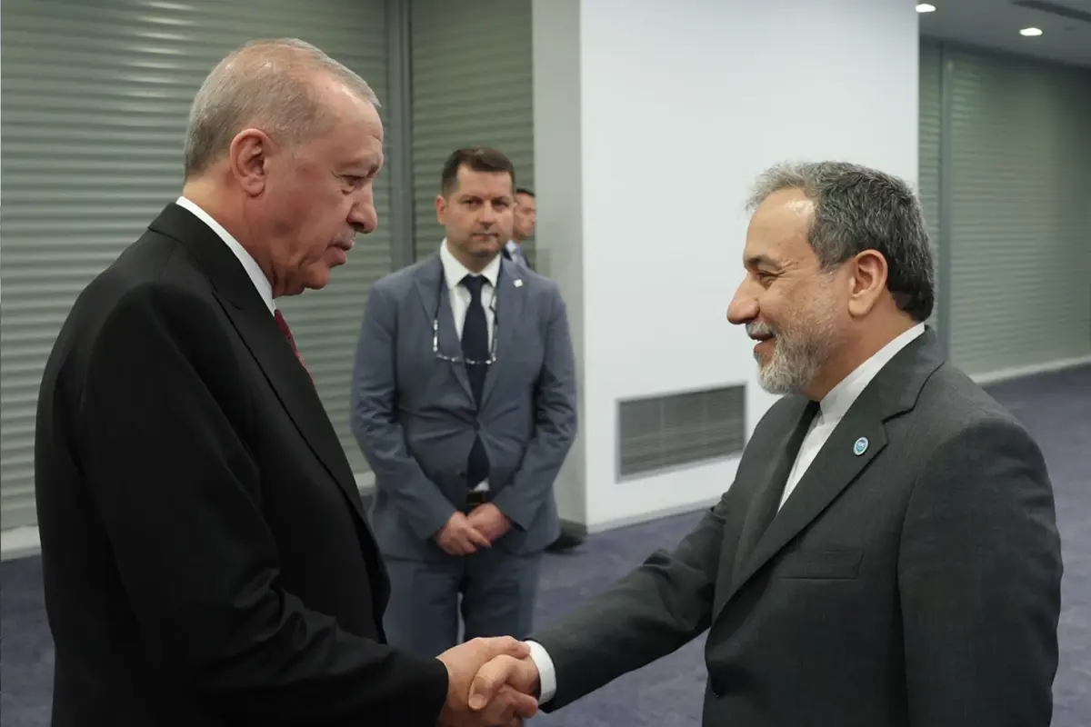 cumhurbaskani-erdogan-iran-disisleri-bakani-18773711_591_amp.jpg