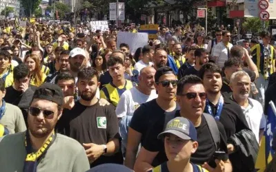 Fenerbahçe taraftarları, Ali Koç’a istifa çağrısı yapıyor