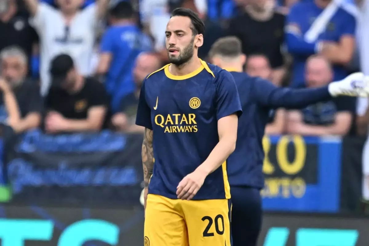 hakan-calhanoglu-nun-babasindan-galatasaraylilari-18749664_2544_amp.jpg