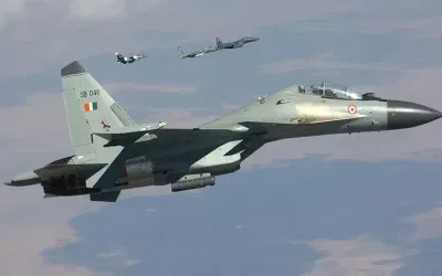 Hindistan, Pakistan tarafından düşürülen uçakları doğruladı
