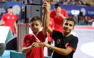 Hükmen galibiyeti reddeden güreşçi mağlup olunca “en centilmen” seçildi