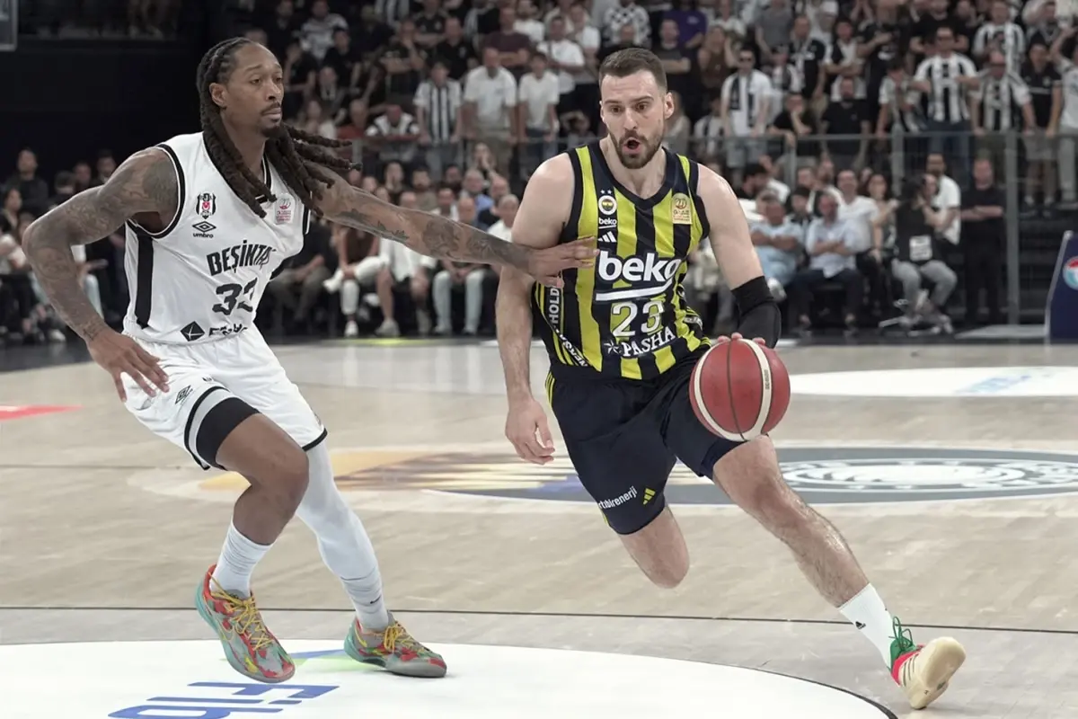 nefesleri-kesen-derbide-zafer-fenerbahce-beko-nun-18781236_2047_amp.jpg