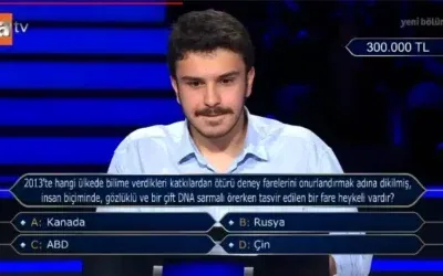 2013’te Bilim Onuruna Dikilen DNA’lı Fare Heykeli