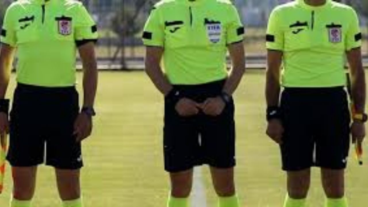 2025-2026 Sezonunda Futbolda Görev Alacak Üst Klasman ve VAR Hakemleri Açıklandı