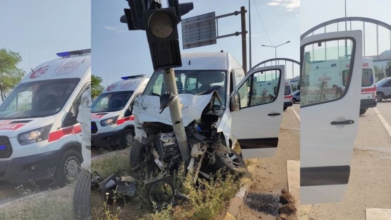 Giresun'da Karadeniz Sahil Yolu'nda kaza 13 yaralı!