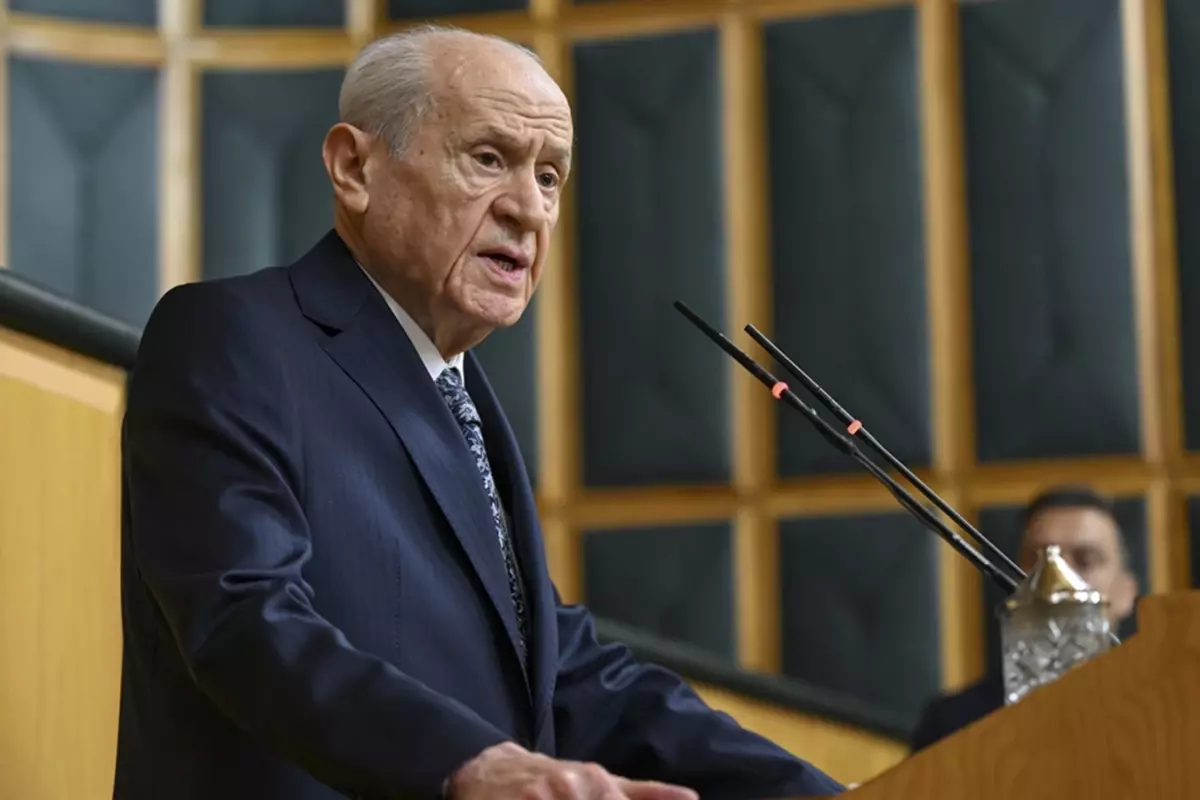 bahceli-nin-kurt-ve-alevi-sozlerine-partisinden-18868271_6824_amp.jpg