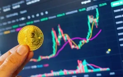Bitcoin tarihi rekorunu kırarak 112 bin doları geçti