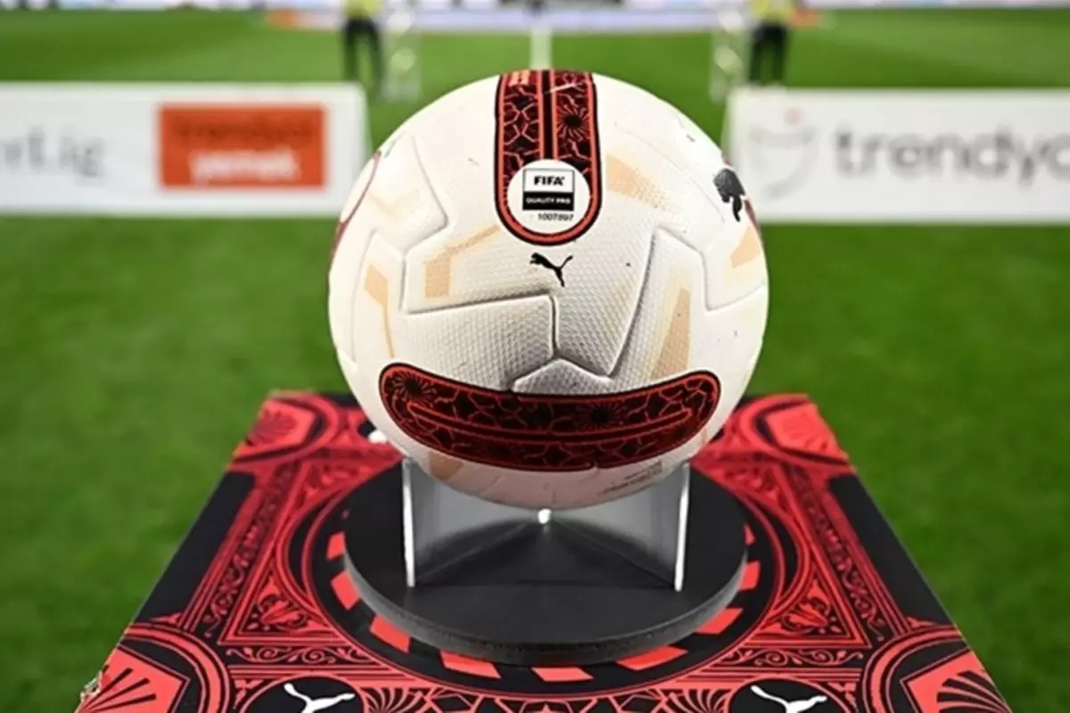bu-sezon-super-lig-de-23-isim-bir-ilki-yasayacak-18829753_9255_amp.jpg