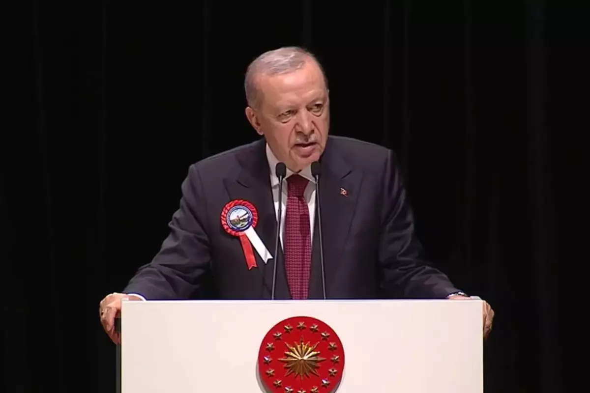 cumhurbaskani-erdogan-siper-savaslarinin-yerini-18861279_3312_amp.jpg