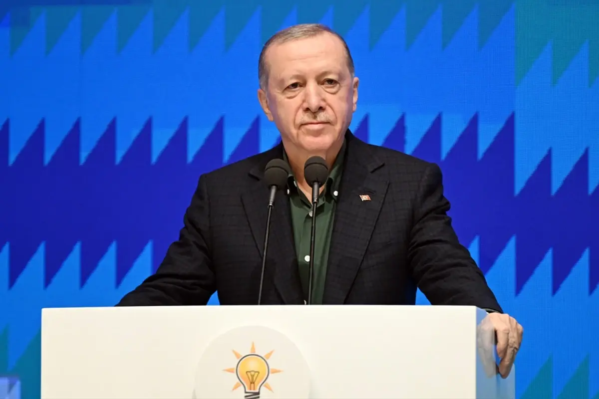 cumhurbaskani-erdogan-terorun-tirmanmasinda-18841129_4980_amp.jpg