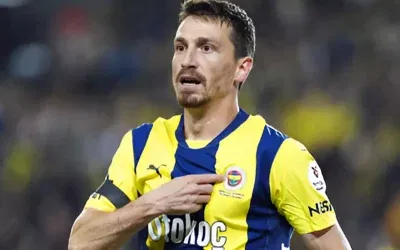 Mert Hakan Yandaş 2 yıllık sözleşmeye imza atıyor