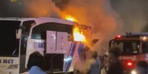 Yolcu Otobüsü Alev Aldı, Kullanılamaz Durumda