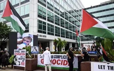 ABD’de Filistin’e Destek Verenler Medyayı Protesto Etti