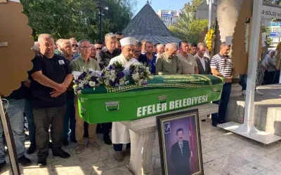 Esnaf Teşkilatının Önde Gelen İsmi Hulisi Akşit Son Yolculuğuna Uğurlandı
