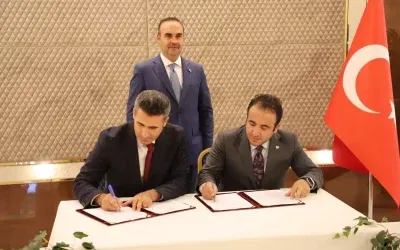 Bakan Kacır Bingöl’de İstişare Toplantısına Katıldı ve Ziyaretler Yaptı