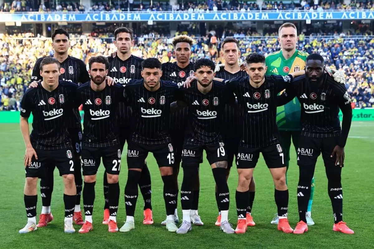 besiktas-ta-veda-bu-aksam-istanbul-dan-ayriliyor-18987255_7275_amp.jpg