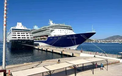 Bodrum’a iki yolcu gemisiyle 2,6 bin turist ziyaret etti.