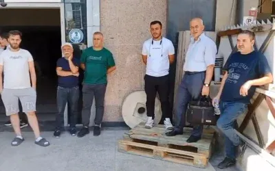 Patron kardeşler izne çıktı, fabrika boşaldı!